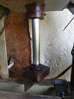 Hydraulický lis - 2
