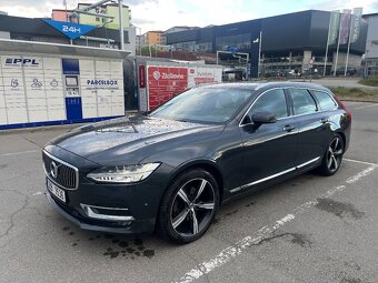 Volvo V90 D4 Inscription AWD | Panorama, PilotAssist - 2