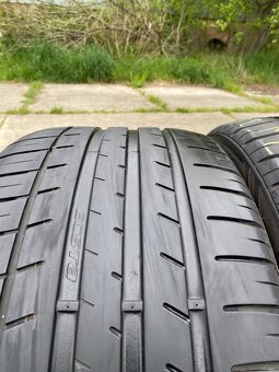 275/35ZR19 (100Y) Kumho Ecsta LE Sport 4mm - 2