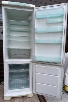 Lednice s mrazákem Electrolux ERB 3022 - 2