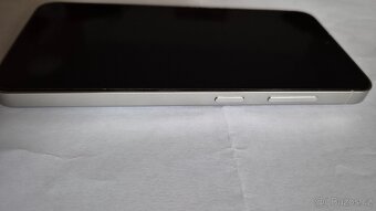 Samsung Galaxy S24 - 2