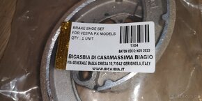 Vespa přední brzdové pakny - 2