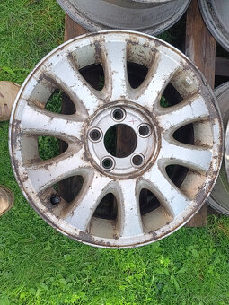 Chrysler Voyager 16" alu - 5x114,3; ET40; 6.5Jx16; CB 71.6 - 2