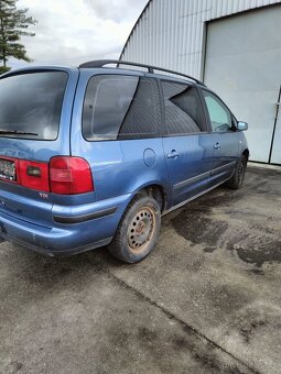 Volkswagen Sharan 1.9 TDi, 85 Kw, 2001 NA NAHRÁDNÍ DÍLY - 2