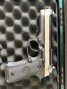 We beretta M92FS green gas - 2