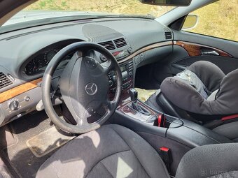 Prodám Mercedes E320, W211, 150kW - 2