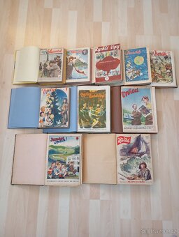 Mladý hlasatel,Rychlé šípy,Junák a Vpřed svázané - 2