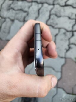 Google pixel 8a - 2