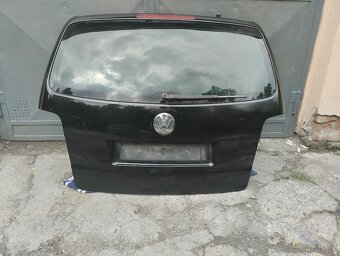 5. dveře z VW Touran - 2