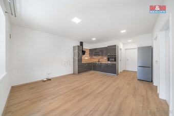 Pronájem rodinného domu, 3+kk s ter., 49 m², Obecnice - 2
