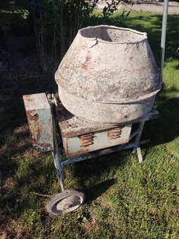 Prodám stavební míchačku 380V - 2