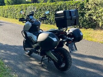 Hodna X-Adv. 750,14000 km,3xkufr - 2