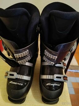 Lyžáky značky Nordica vel.38 - 2