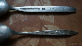 Stříbrné stare lžíce - 2