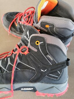 Boty Salewa Jr Alp Trainer MID GTX 64006-0928 Black Bergot - 2