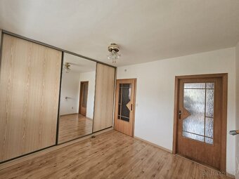 Pronájem bytu v Otrokovicích – skvělá lokalita u řeky - 2