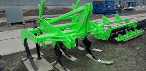 Dlátový pluh AGRIDIG (šířka 2,5-3m) - 2