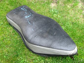 jawa sedačka a tachometr jawa- čezeta - 2