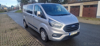 Ford Custom L2, 6 míst - 2