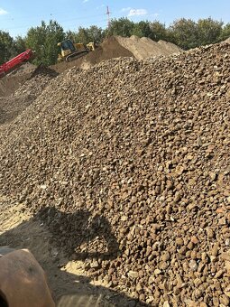 Prodam tříděnou cernozem a recyklat - 2