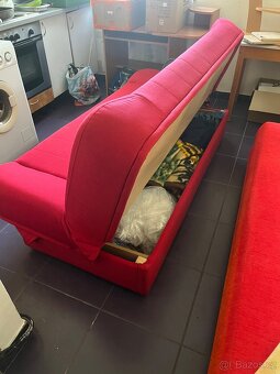 Rozkládací pohovka červená - 2