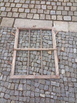 2 ks industriální, kovová okna - 2