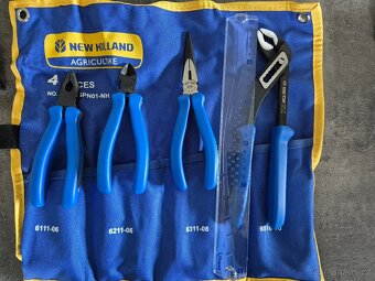 Sada kleští New Holland - 2