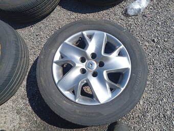 RENAULT SCENIC RV 2010 ORIG. KOLA S POKLICEMI A PNEU 205/60R - 2