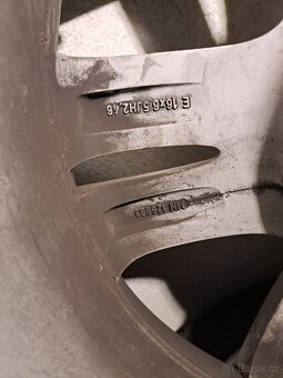 Alu kola Mitsubishi Colt - R16 4x114.3, 205/45/16 DOT1822 - 2