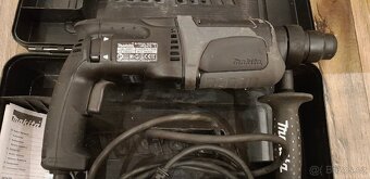 Kladivo Makita HR2470 - 2