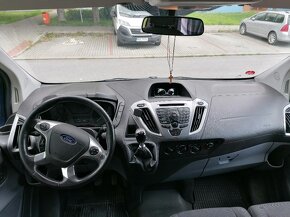 Pronájem vozidla Ford Custom - 9 míst Long - 2