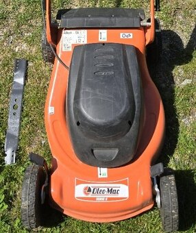 Elektrická sekačka 1,5 kW, náhradní nůž, návod - 2