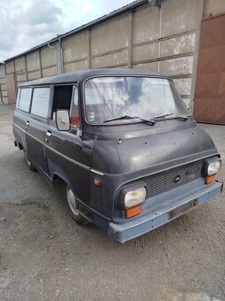 Škoda 1203 pohřební speciál - 2