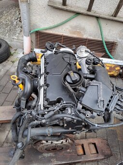 Motor BJB 77kw. Octavia II - 2
