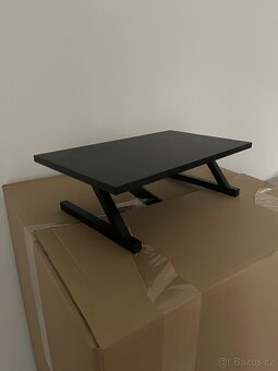 Stojan na monitor - 2