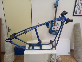 Harley davidson hardtail, pevný rám - 2