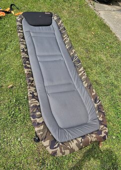 Prologic Lehátko Avenger Bedchair 8 Leg - 2