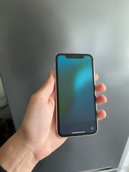Prodám iPhone XR - 2