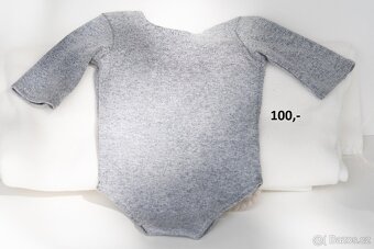 Oblečky na newborn focení - 2