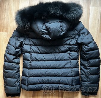 Krásná černá péřová zimní bunda Tommy Hilfiger XS - 2