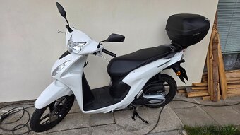 Honda Vision 110 - 2