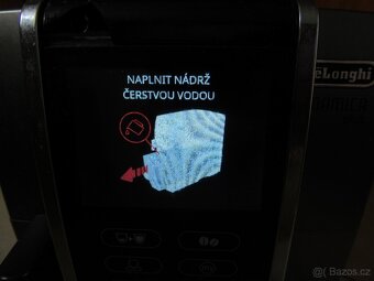 Nabízím kávovar Delongi . Nefunkční. Nečerpá vodu. Dál netes - 2