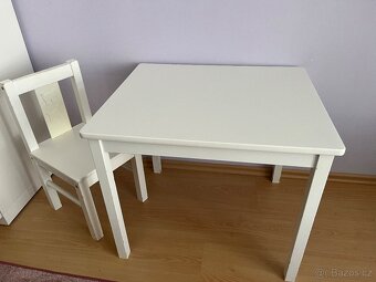 Stolek+židle IKEA - 2