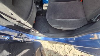 Prodám Ford Fusion - 2