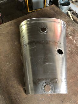 Škoda 30 kapota - 2