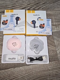 Bezdrátová sluchátka do uší Real-fit F2 - True Wireless TWS - 2