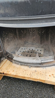 Staré krbové vložky - provizorní topidla - 2