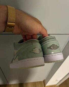 Air Jordan 1 Low tenisky, vel. 39 - 2