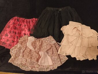 Dívčí oblečení vel 92-104 - 2