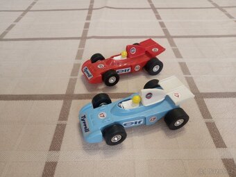 Autodráha ITES auta TYRRELL 1 - 2